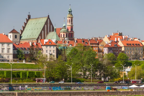 Warsaw, Lengyelország. régi town - híres királyi vár. UNESCO Világörökség. — Stock Fotó