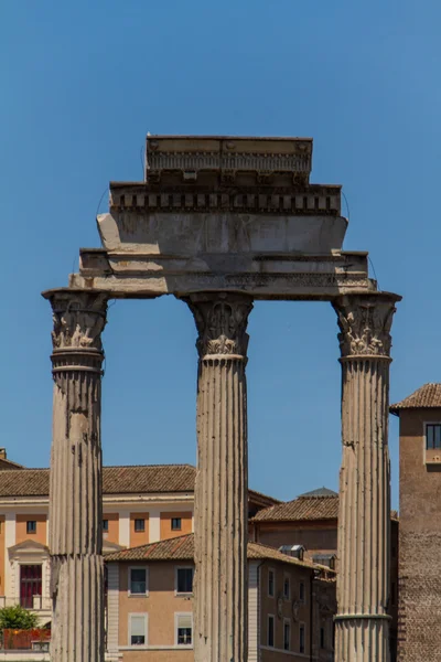Roman ruins in Rome, Forum — Stock Photo, Image