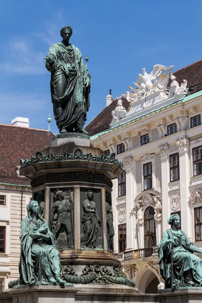 Hofburg Sarayı ve anıt. Vienna.Austria.