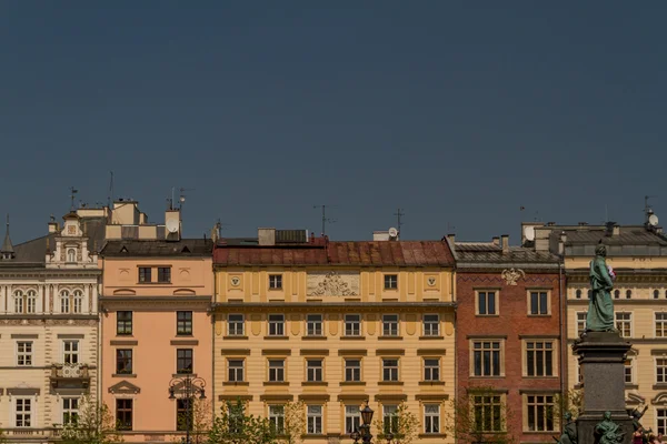 Vacker fasad i gamla stan house i krakow, Polen — Stockfoto