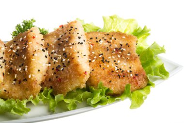 limon ile kavrulmuş balık