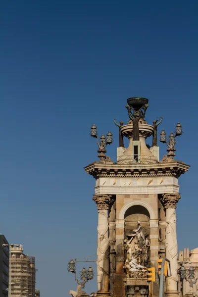 美丽的旧建筑 (西班牙巴塞罗那) — 图库照片