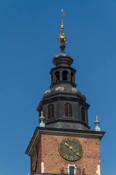 Torre del municipio sulla piazza principale di Cracovia — Foto Stock