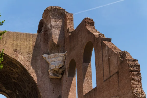 Římské ruiny v Římě, forum — Stock fotografie