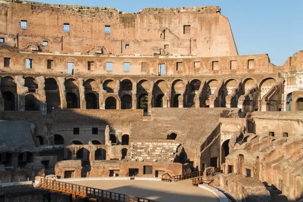 Roma 'da kolezyum, İtalya — Stok fotoğraf