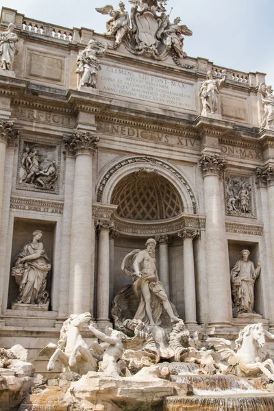 세계에서 가장 유명한 로마의 분수-디 트레비 분수. 난 — 스톡 사진
