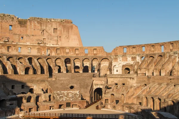 Kolosseum in rom, italien — Stockfoto