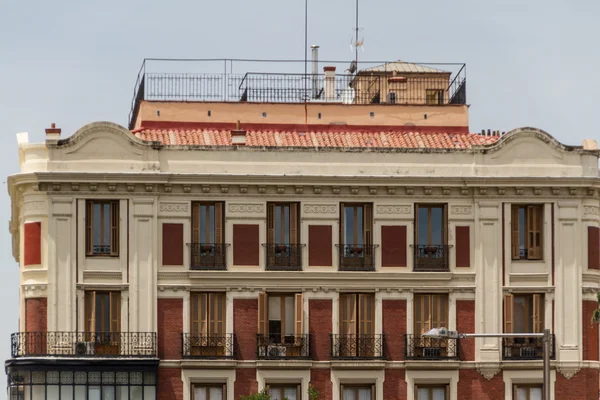 Straßenansicht in Madrid — Stockfoto