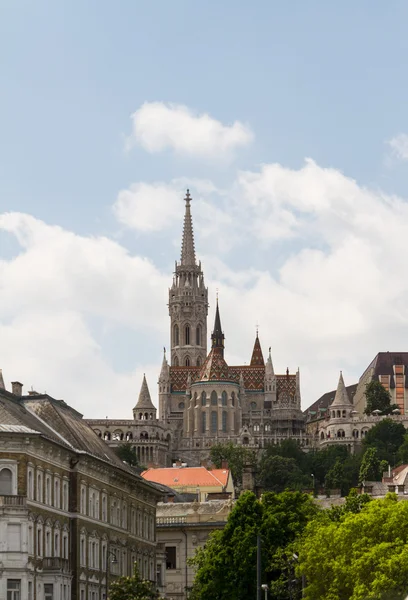 Edificios típicos del siglo XIX en el barrio del Castillo de Buda de Budapest —  Fotos de Stock
