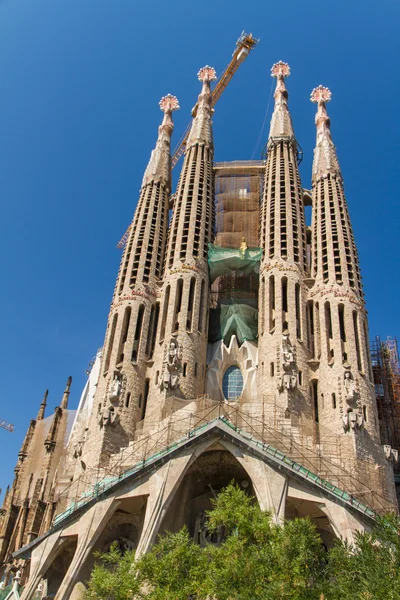 BARCELONA, SPAGNA - 25 GIUGNO: Sagrada Familia il 25 GIUGNO 2012: La — Foto Stock