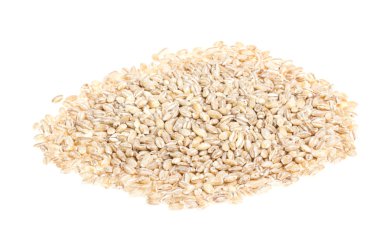 pearl üzerinde beyaz izole arpa yığını