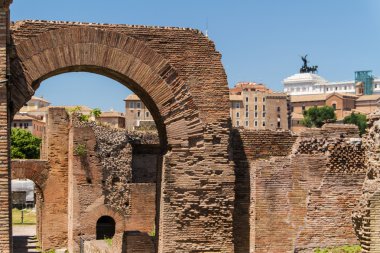 Roma harabeleri, forum