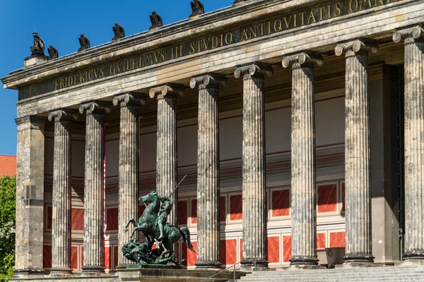 Altes museum - berlin, deutschland — Stockfoto