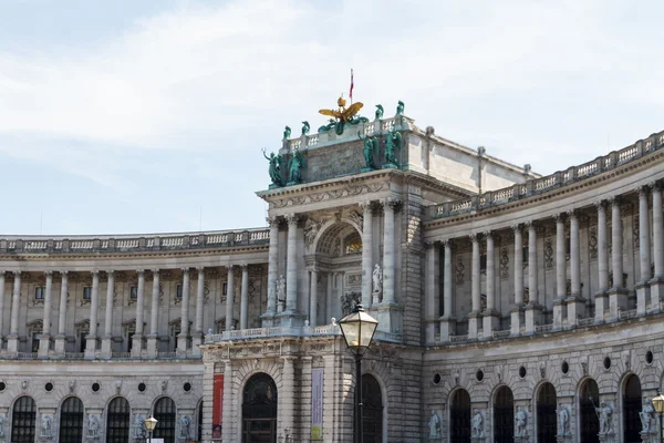 Πλατεία Χέλντενπλατζ, το hofburg συγκρότημα, Βιέννη, Αυστρία — Φωτογραφία Αρχείου