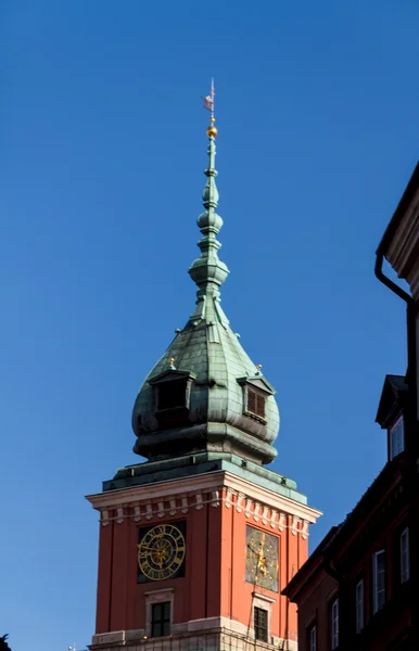 Warschau, Polen. Altstadt - berühmte königliche Burg. UNESCO-Weltkulturerbe. — Stockfoto