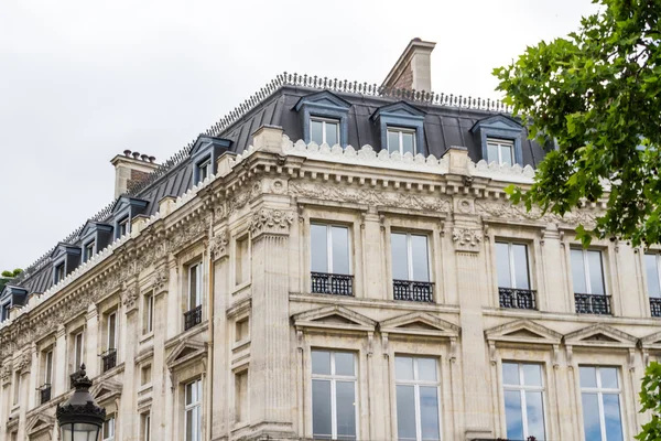 Zicht op de boog van triomf carrousel en tuileries Tuin, paris, fr — Stockfoto