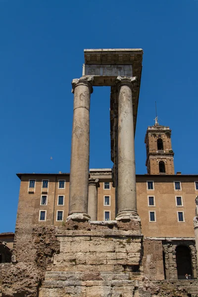 Římské ruiny v Římě, forum — Stock fotografie