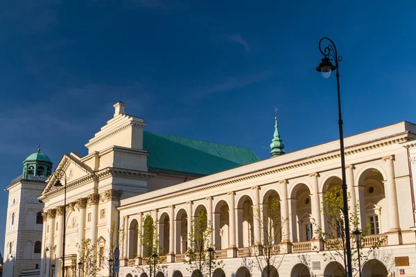 Warsaw, Poland. Saint Anne neoclassical church in Old Town quarter. UNESCO World Heritage Site. — Stock Photo, Image