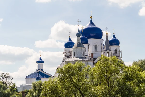 Monasterio ortodoxo en Bogolyubovo — Foto de Stock