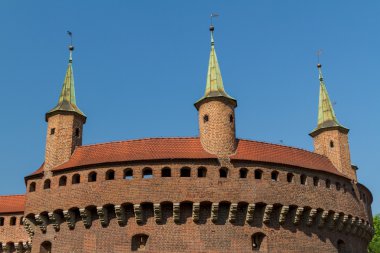 krakow - Avrupa, Polonya'nın en iyi korunmuş barbican kapısına