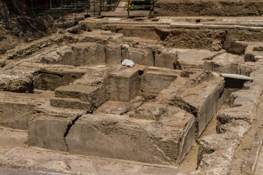 Roma harabeleri, forum
