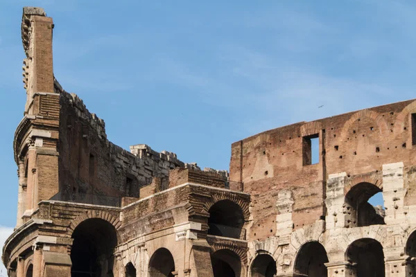 O Coliseu em Roma, Itália — Fotografia de Stock