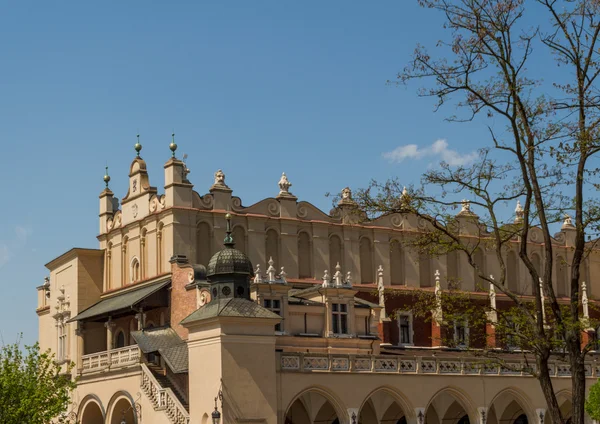 Edificio Sukiennice en Cracovia, Polonia — Foto de Stock