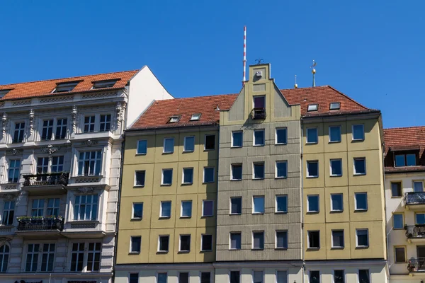 Ряд зданий в Берлине, Германия — стоковое фото