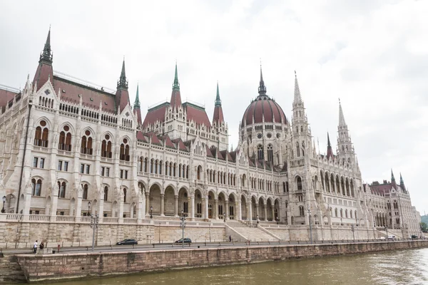 Budapešť, budova parlamentu (Maďarsko) — Stock fotografie