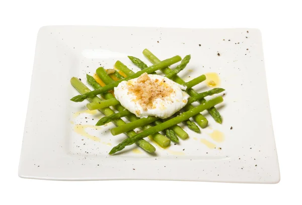 Fräsch sallad med sparris, ägg och krutonger — Stockfoto