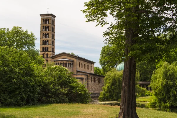 Una iglesia en Potsdam Alemania en la lista del Patrimonio Mundial de la UNESCO —  Fotos de Stock