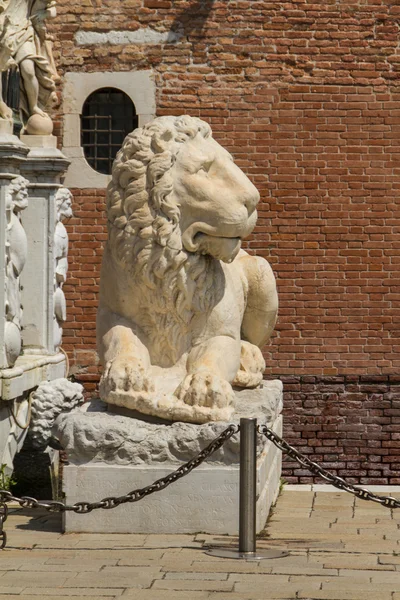 Άρσεναλ και το Ναυτικό Μουσείο είσοδος άποψη (Βενετία, Ιταλία). — Φωτογραφία Αρχείου