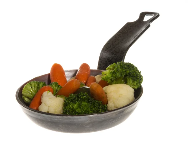 Mieszane warzywa z fresh Kiełbik patelni — Zdjęcie stockowe