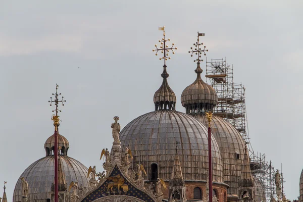 Basílica de San Marcos, Catedral, Estatuas de la Iglesia Mosaicos Detalles —  Fotos de Stock