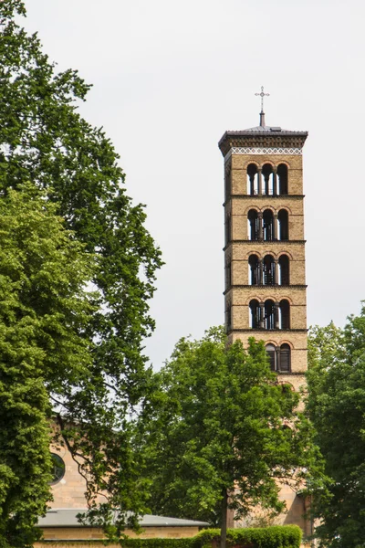 En kyrka i potsdam Tyskland på UNESCO: s världsarvslista — Stockfoto