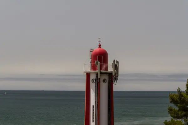 Río Tejo con la ciudad de Lisboa al fondo . — Foto de Stock