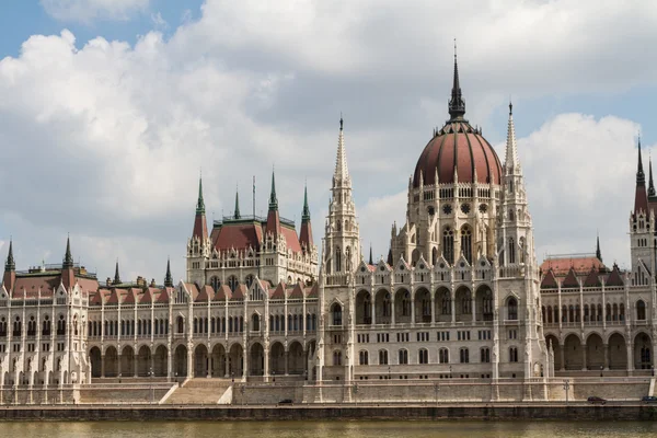 Budapest, the building of the Parliament (Hungary) — Stock Photo, Image