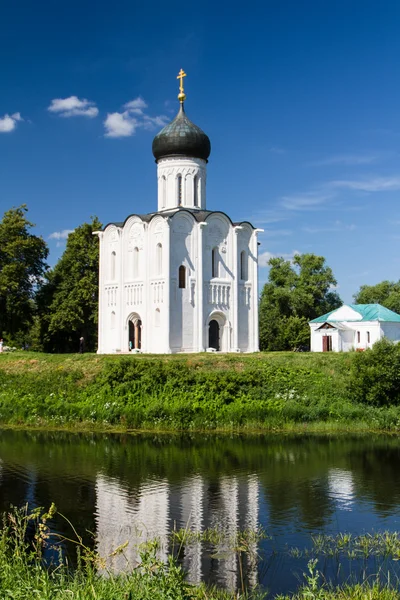 Church of the Intercession on the River Nerl — Stock Photo, Image