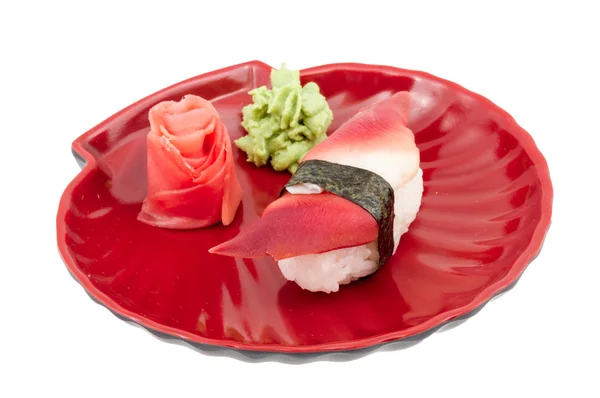 Hokkigai Mollusc Sushi auf weißem Hintergrund — Stockfoto