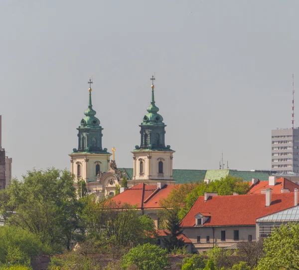 Casco antiguo junto al río Vístula pintoresco paisaje en la ciudad de Varsovia, Polonia — Foto de Stock