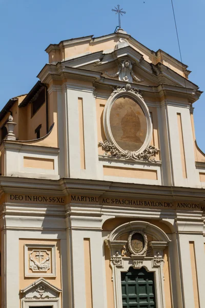 Grande igreja no centro de Roma, Itália . — Fotografia de Stock