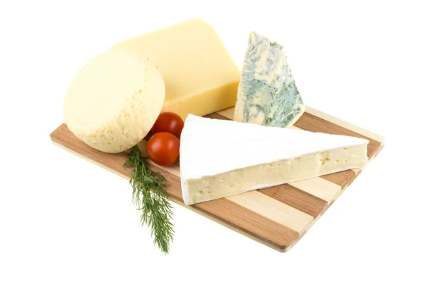 Varietà di formaggio: cementificante, gouda, formaggio a pasta molle blu danese e — Foto Stock