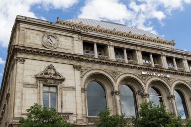 Tarihi bina Paris'te Fransa