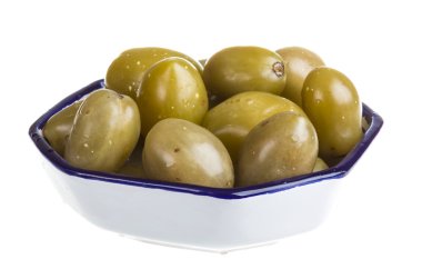 Beyaz arka plan üzerinde izole turşusu domates