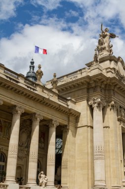 Tarihi bina Paris'te Fransa