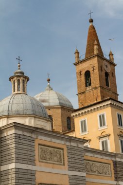 Roma 'daki Piazza del Popolo