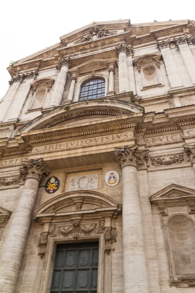 Grande igreja no centro de Roma, Itália . — Fotografia de Stock