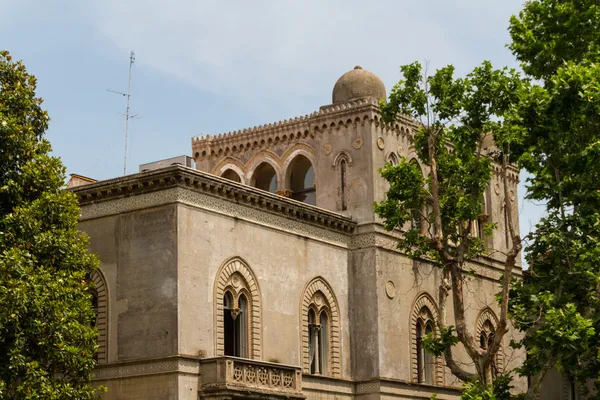 ローマ、イタリア。旧市街の典型的なアーキテクチャの詳細 — ストック写真