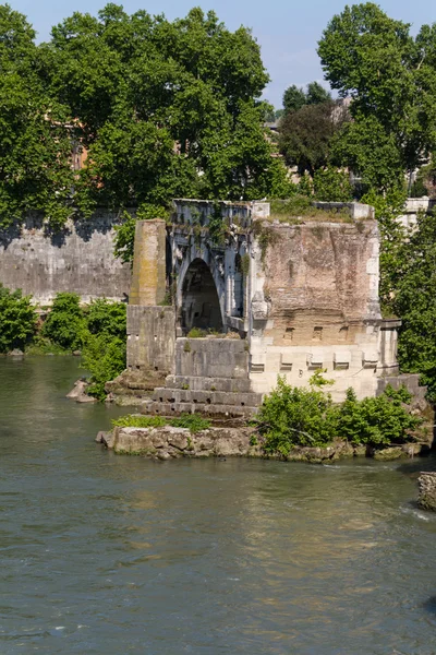 Rome bridges — Stock Photo, Image