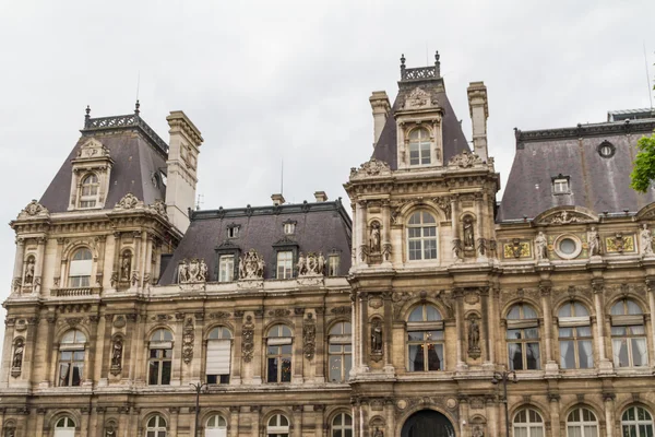 Palazzo storico a Parigi Francia — Foto Stock